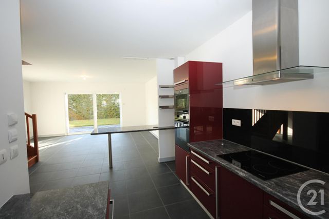 Maison &agrave; louer - 8 pi&egrave;ces - 147,50 m2 - La Chapelle St Mesmin - 45 - CENTRE