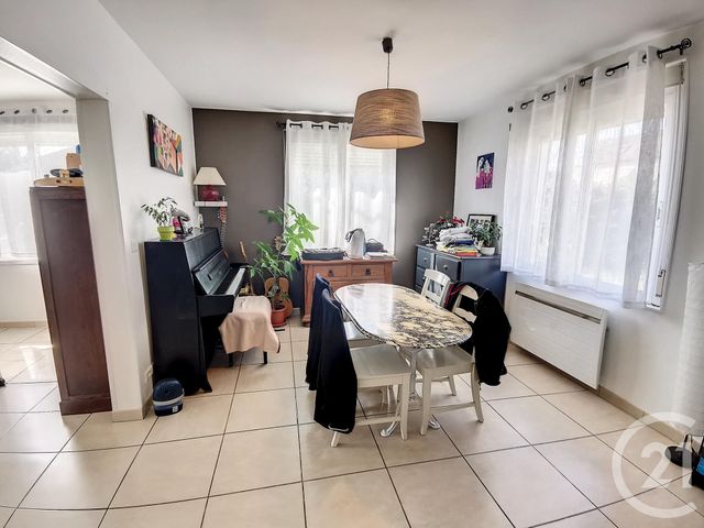 Maison &agrave; louer - 4 pi&egrave;ces - 73,65 m2 - Saran - 45 - CENTRE