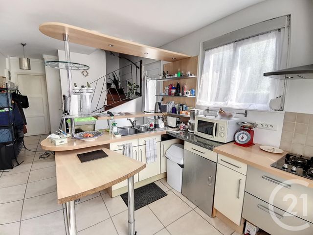 Maison &agrave; louer - 4 pi&egrave;ces - 73,65 m2 - Saran - 45 - CENTRE