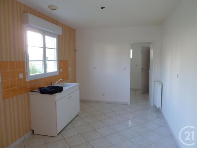 Maison &agrave; louer - 5 pi&egrave;ces - 108,66 m2 - Ingre - 45 - CENTRE