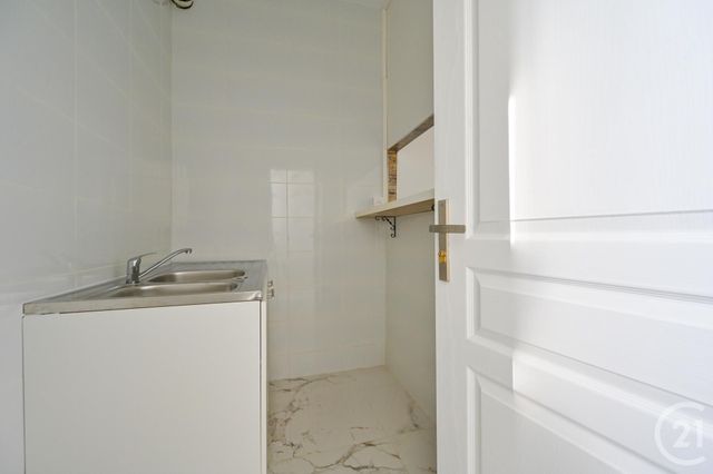 Appartement F2 à vendre - 2 pièces - 23,35 m2 - Paris - 75020 - ILE-DE-FRANCE