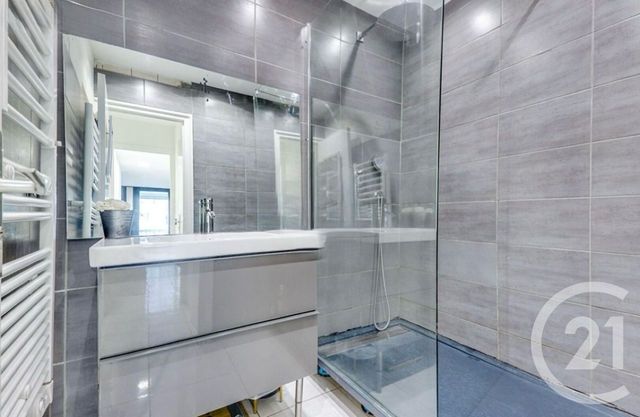 Appartement F5 &agrave; vendre - 5 pi&egrave;ces - 113 m2 - Paris - 75020 - ILE-DE-FRANCE