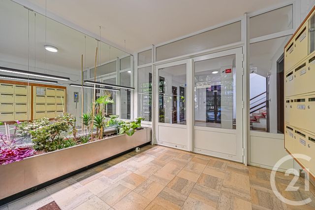 Appartement F3 &agrave; vendre - 3 pi&egrave;ces - 69,76 m2 - Paris - 75020 - ILE-DE-FRANCE
