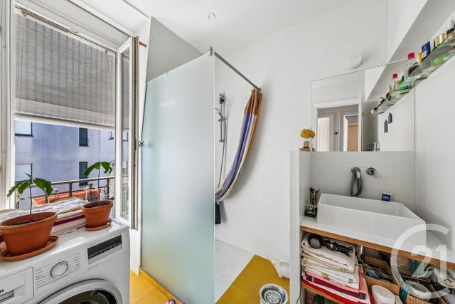 Appartement F3 &agrave; vendre - 3 pi&egrave;ces - 54,80 m2 - Paris - 75020 - ILE-DE-FRANCE