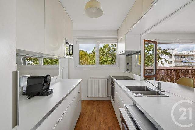 Appartement F3 &agrave; louer - 3 pi&egrave;ces - 54,98 m2 - Paris - 75020 - ILE-DE-FRANCE