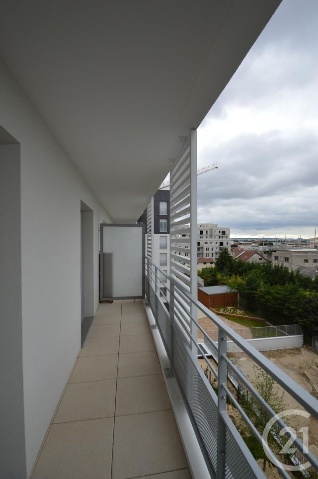 Appartement F1 &agrave; louer - 1 pi&egrave;ce - 27,07 m2 - Romainville - 93 - ILE-DE-FRANCE