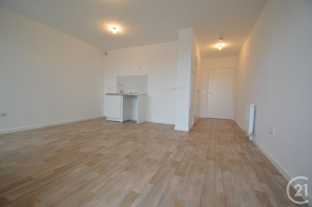 Appartement F1 &agrave; louer - 1 pi&egrave;ce - 27,07 m2 - Romainville - 93 - ILE-DE-FRANCE