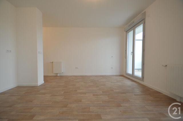 Appartement F1 &agrave; louer - 1 pi&egrave;ce - 27,07 m2 - Romainville - 93 - ILE-DE-FRANCE