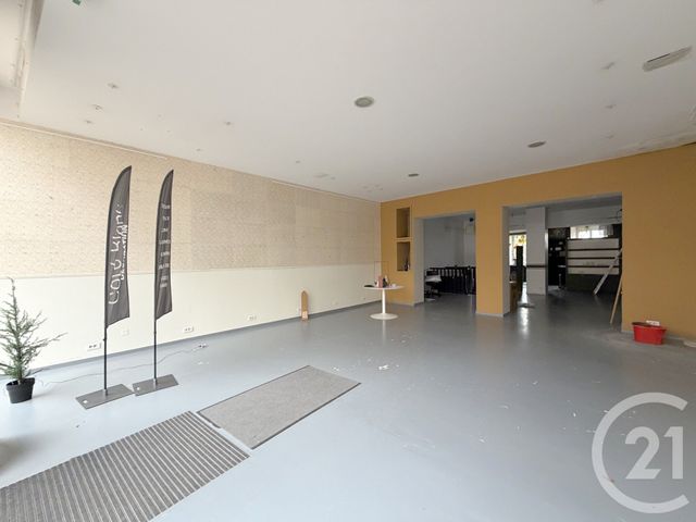 Appartement Autre &agrave; louer - 2 pi&egrave;ces - 116,50 m2 - Aubenas - 07 - RHONE-ALPES