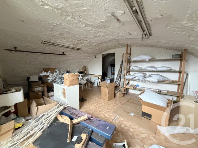 Appartement Autre &agrave; louer - 2 pi&egrave;ces - 116,50 m2 - Aubenas - 07 - RHONE-ALPES