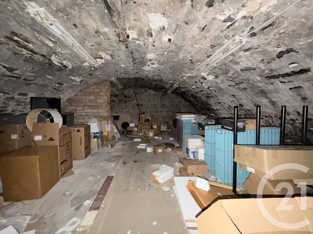 Appartement Autre &agrave; louer - 2 pi&egrave;ces - 116,50 m2 - Aubenas - 07 - RHONE-ALPES