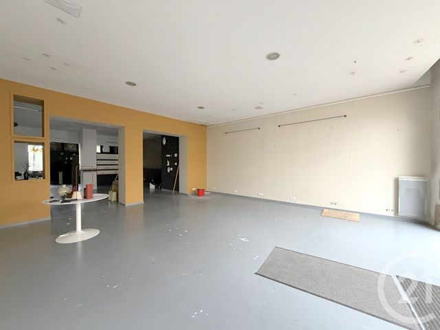 Appartement Autre &agrave; louer - 2 pi&egrave;ces - 116,50 m2 - Aubenas - 07 - RHONE-ALPES