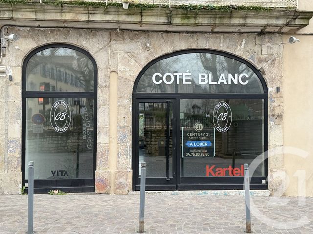 Appartement Autre &agrave; louer - 2 pi&egrave;ces - 116,50 m2 - Aubenas - 07 - RHONE-ALPES