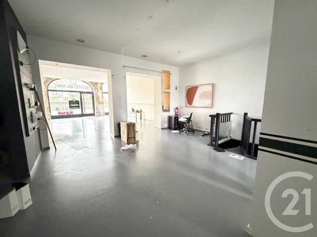 Appartement Autre &agrave; louer - 2 pi&egrave;ces - 116,50 m2 - Aubenas - 07 - RHONE-ALPES