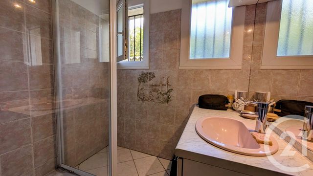 Maison à vendre - 9 pièces - 167,60 m2 - Aubenas - 07 - RHONE-ALPES