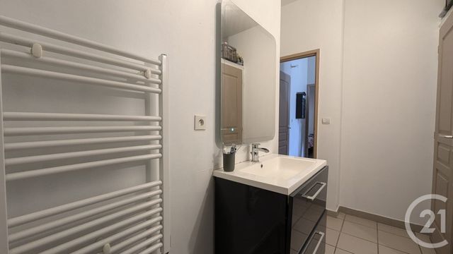 Appartement F3 à vendre - 4 pièces - 76,92 m2 - Aubenas - 07 - RHONE-ALPES