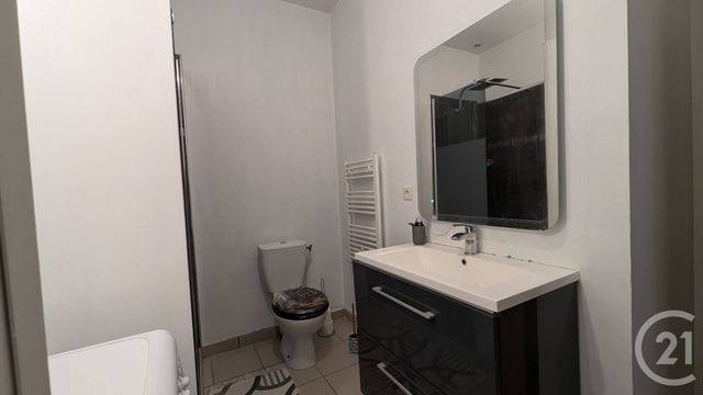 Appartement F3 à vendre - 4 pièces - 76,92 m2 - Aubenas - 07 - RHONE-ALPES