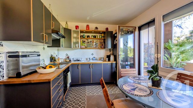 Appartement F2 à vendre - 2 pièces - 64,80 m2 - Aubenas - 07 - RHONE-ALPES