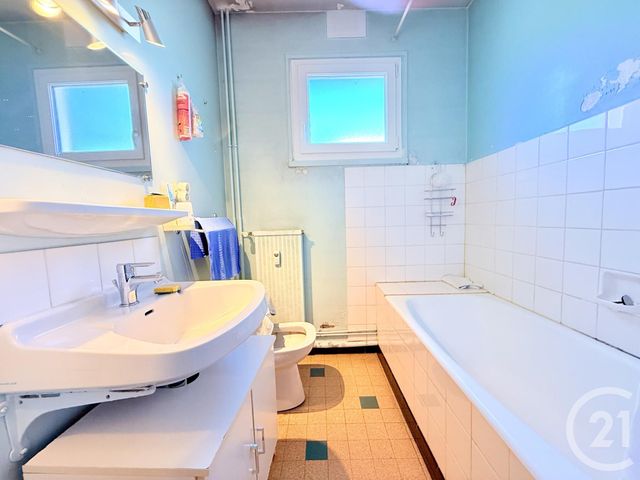 Appartement F3 à vendre - 3 pièces - 63,44 m2 - Aubenas - 07 - RHONE-ALPES