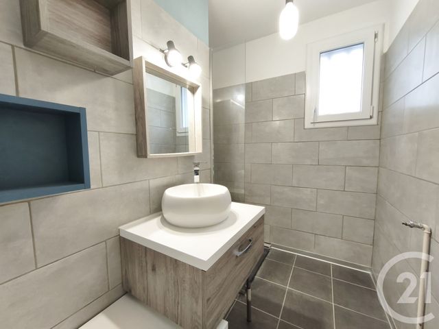 Maison &agrave; vendre - 4 pi&egrave;ces - 102 m2 - St Etienne De Fontbellon - 07 - RHONE-ALPES