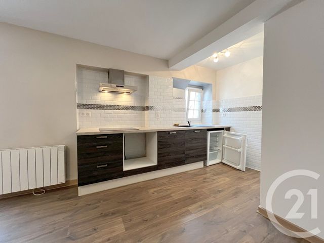 Appartement F3 &agrave; louer - 3 pi&egrave;ces - 56,14 m2 - Aubenas - 07 - RHONE-ALPES