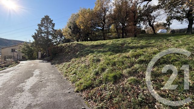 Maison à louer - 7 pièces - 150 m2 - St Sernin - 07 - RHONE-ALPES