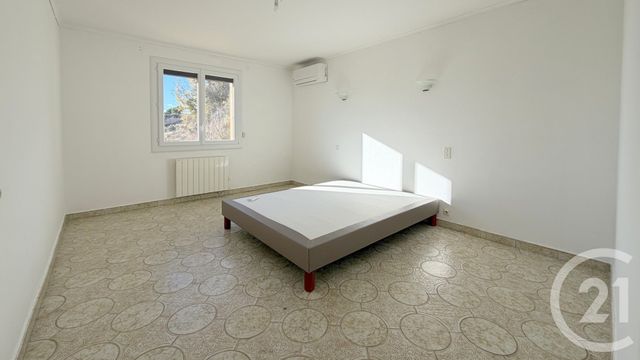 Maison à louer - 7 pièces - 150 m2 - St Sernin - 07 - RHONE-ALPES