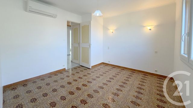 Maison à louer - 7 pièces - 150 m2 - St Sernin - 07 - RHONE-ALPES