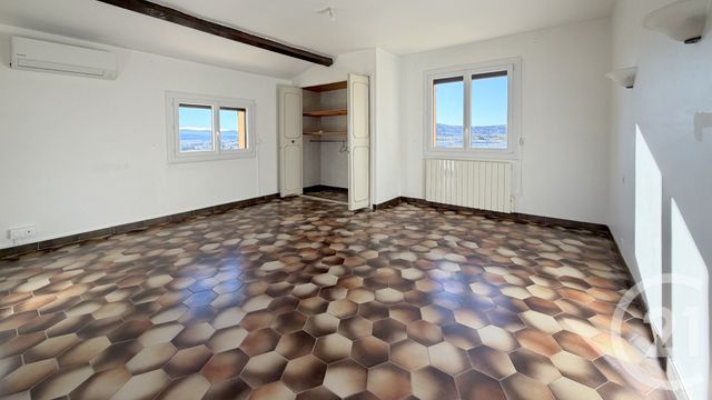 Maison à louer - 7 pièces - 150 m2 - St Sernin - 07 - RHONE-ALPES