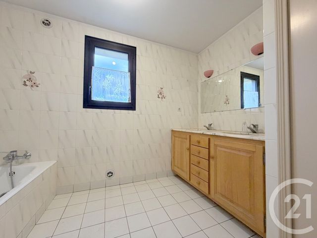 Maison à louer - 6 pièces - 168,58 m2 - Fons - 07 - RHONE-ALPES