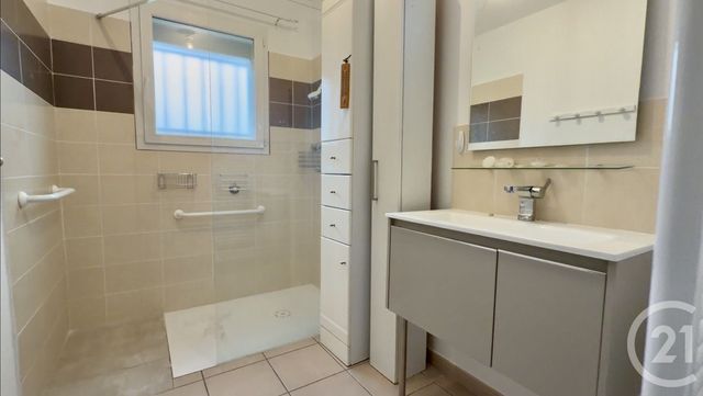 Maison à louer - 4 pièces - 89,92 m2 - St Sernin - 07 - RHONE-ALPES