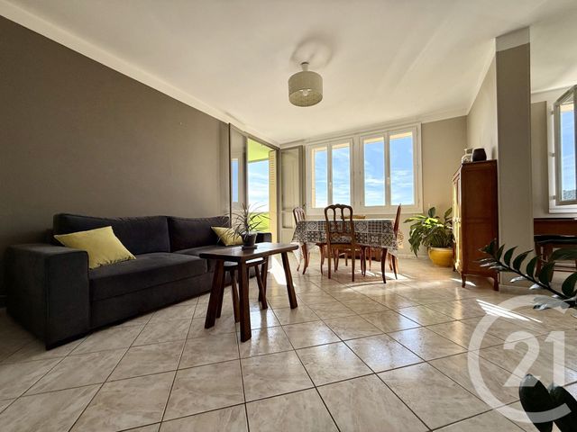 Appartement F3 &agrave; vendre - 4 pi&egrave;ces - 75 m2 - Aubenas - 07 - RHONE-ALPES