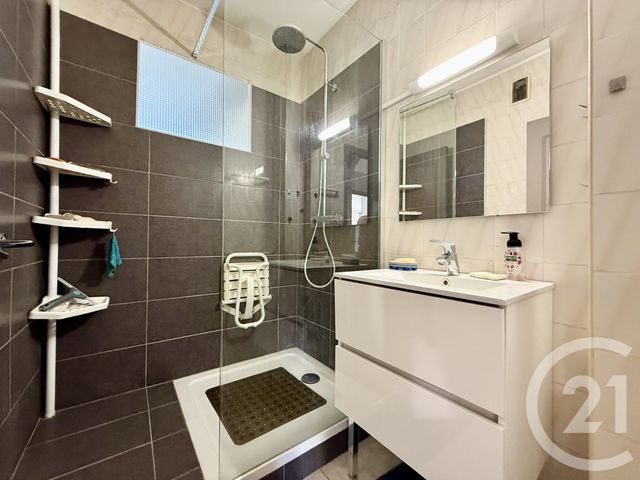 Appartement F3 &agrave; vendre - 4 pi&egrave;ces - 75 m2 - Aubenas - 07 - RHONE-ALPES