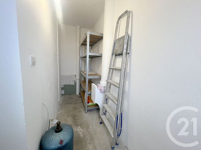 Appartement F3 &agrave; louer - 4 pi&egrave;ces - 75,10 m2 - Aubenas - 07 - RHONE-ALPES