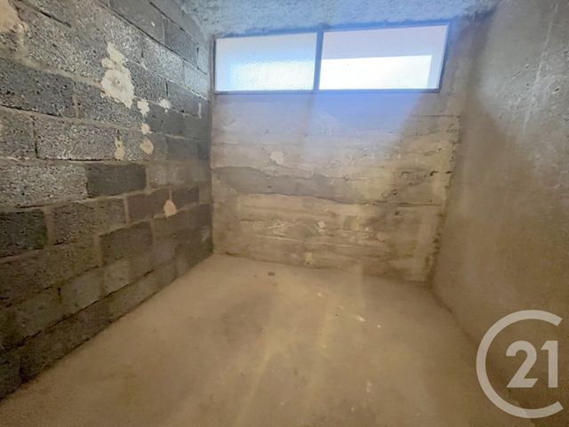 Appartement F3 &agrave; louer - 4 pi&egrave;ces - 75,10 m2 - Aubenas - 07 - RHONE-ALPES