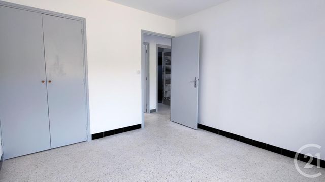 Maison &agrave; louer - 4 pi&egrave;ces - 81,60 m2 - Lavilledieu - 07 - RHONE-ALPES