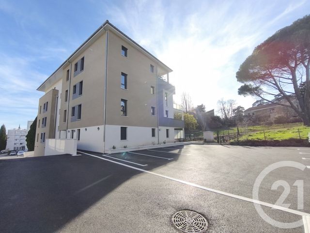 Appartement F3 &agrave; louer - 3 pi&egrave;ces - 73,33 m2 - Aubenas - 07 - RHONE-ALPES