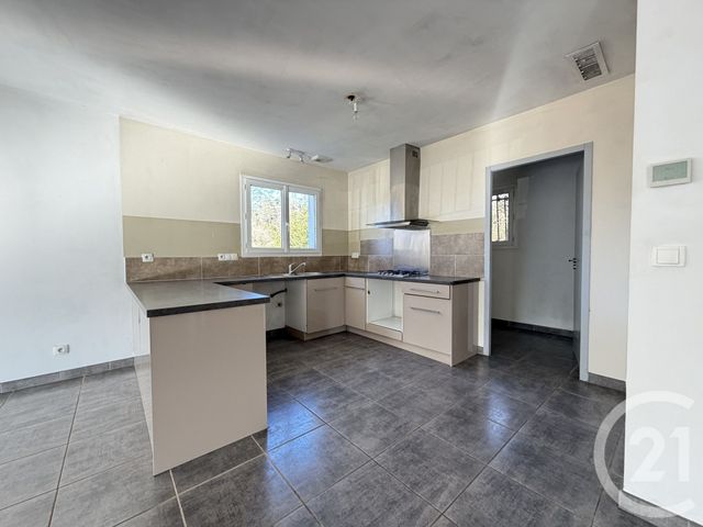 Maison &agrave; louer - 4 pi&egrave;ces - 103,60 m2 - Labeaume - 07 - RHONE-ALPES