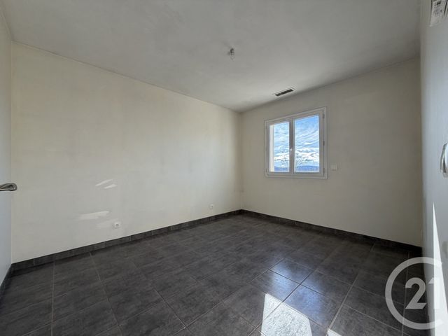 Maison &agrave; louer - 4 pi&egrave;ces - 103,60 m2 - Labeaume - 07 - RHONE-ALPES