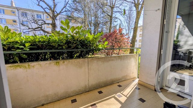Appartement F3 &agrave; vendre - 3 pi&egrave;ces - 61,70 m2 - Aubenas - 07 - RHONE-ALPES