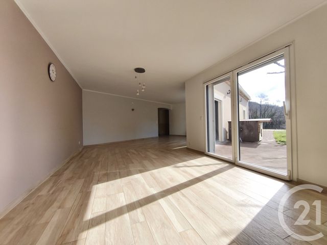 Maison &agrave; louer - 5 pi&egrave;ces - 152 m2 - Thueyts - 07 - RHONE-ALPES