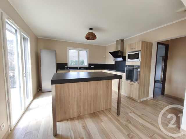 Maison &agrave; louer - 5 pi&egrave;ces - 152 m2 - Thueyts - 07 - RHONE-ALPES