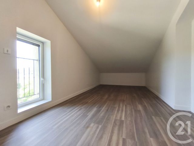 Maison &agrave; louer - 6 pi&egrave;ces - 151 m2 - Mercuer - 07 - RHONE-ALPES