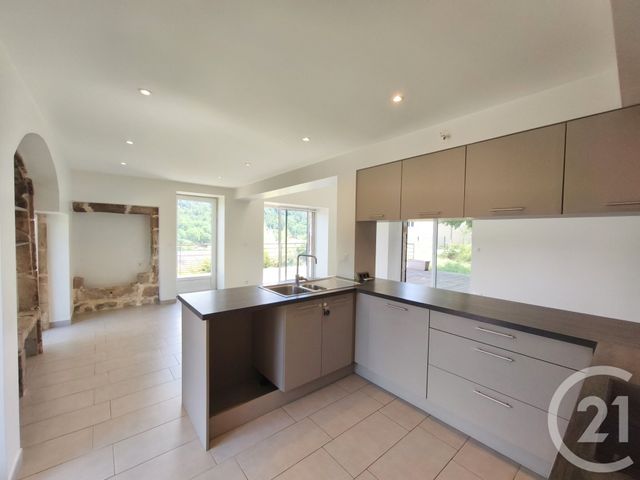Maison &agrave; louer - 6 pi&egrave;ces - 151 m2 - Mercuer - 07 - RHONE-ALPES