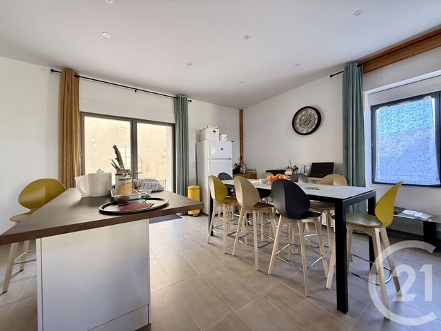 Appartement Duplex &agrave; louer - 7 pi&egrave;ces - 140,58 m2 - St Privat - 07 - RHONE-ALPES