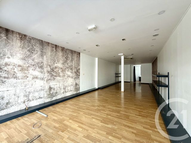 Local commercial à louer - 63.0 m2 - 07 - Ardeche