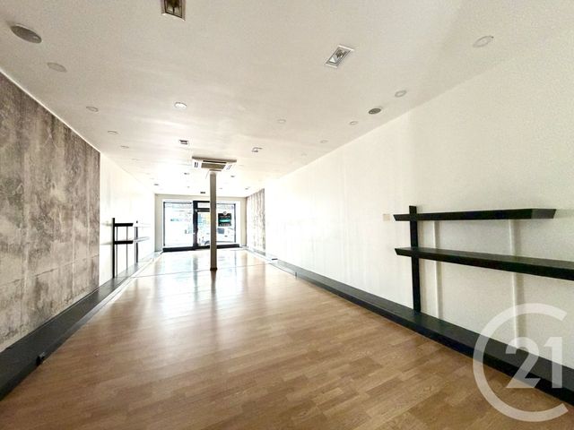 Local commercial à louer - 63.0 m2 - 07 - Ardeche