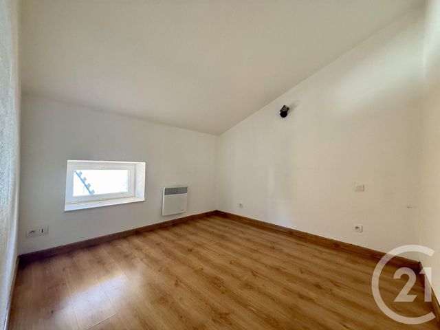 Appartement Studio &agrave; louer - 2 pi&egrave;ces - 29,62 m2 - Aubenas - 07 - RHONE-ALPES