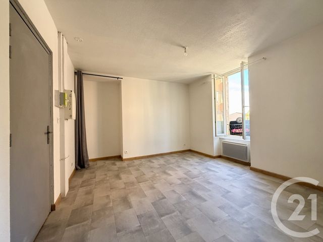 Appartement Studio &agrave; louer - 2 pi&egrave;ces - 24,58 m2 - Aubenas - 07 - RHONE-ALPES