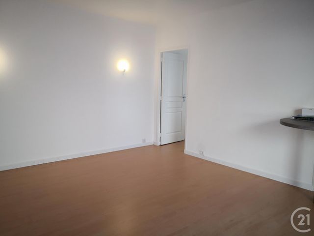Appartement F2 à vendre - 2 pièces - 41 m2 - La Ciotat - 13 - PROVENCE-ALPES-COTE-D-AZUR